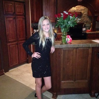 g___wizzle's profile picture. 