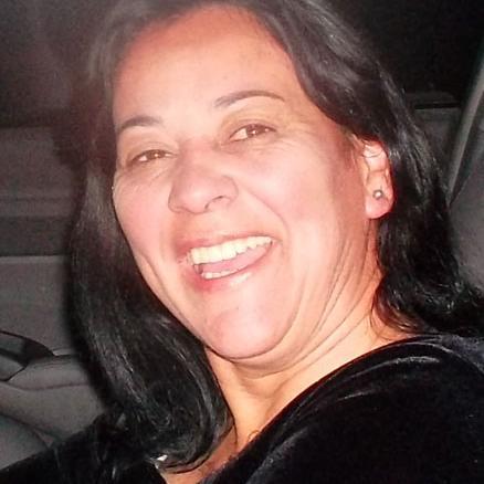 sou independente,extrovertida,determinada,exigente,fiel,amiga,sincera,apaixondada por Jesus força que me move e comove...detesto mentiras falsidade,infidelidade