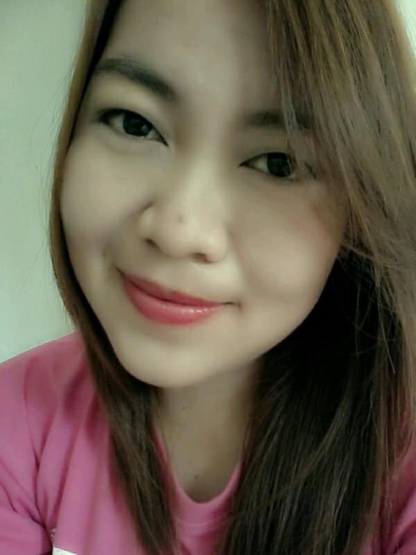 I am a Christian, Jesus is my Savior ^ ^
 I love listening to music, singing, Simple women^^