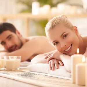 Looking for the perfect way to relax? Soak in the jaccuzzi, have some hors d'oeuvres, a glass of wine and finish with a great massage of your choice