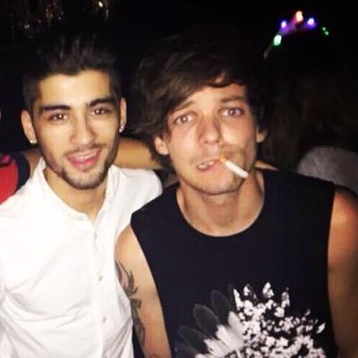 follow @dreamdazedliz bc she gave you this follow :)