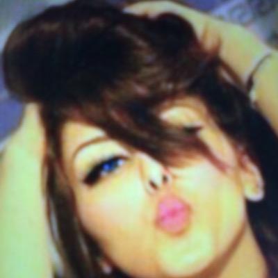 كن عزيزا٠٠واياك ان تنحني٠٠مهما كان الامر ضروريا ف ربما لاتاتيك الفرصه كي ترفع راسك مره اخرى٠.    


خاص ممنوع بس بنات