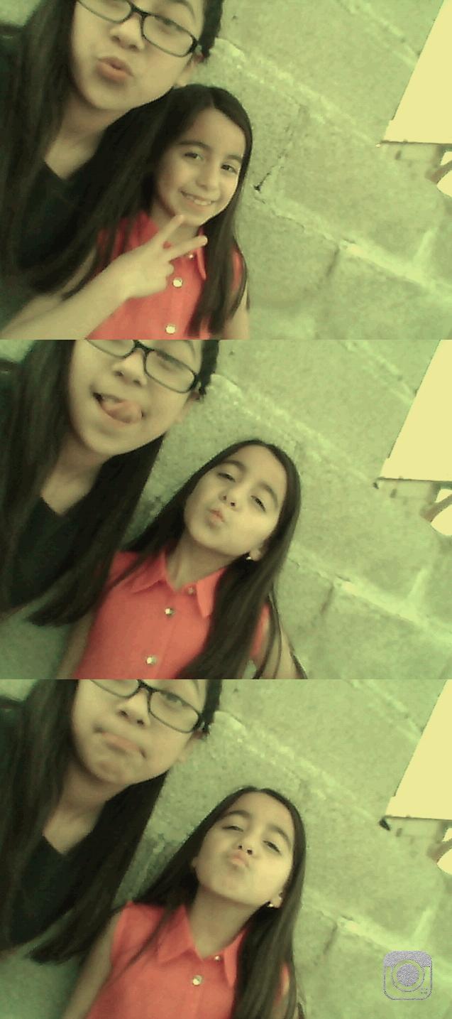 paulinaram28's profile picture. 