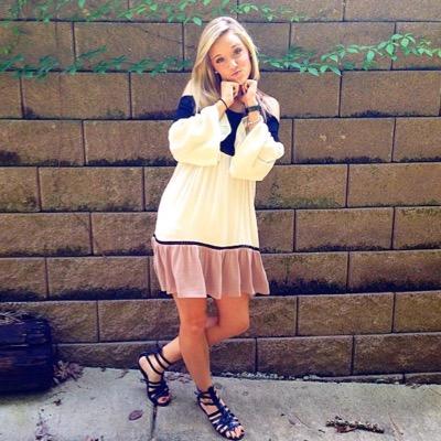 Blondie//Insta:Maddiemillsxo//10-27-14// Dont be afraid to follow and get to know me//BTW I dont play video games //Dance=Life|