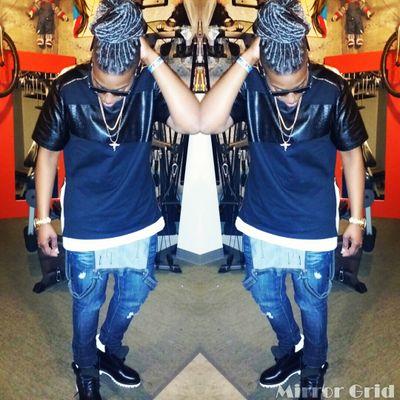 life is beautiful keep your head to the sky bcuz ppl beneath you are clearly not on your level