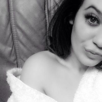 FaridaK21's profile picture. 