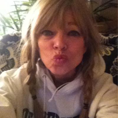 chakralove111's profile picture. 