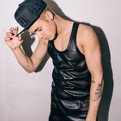 cuminmyassbiebs's profile picture. swaggy