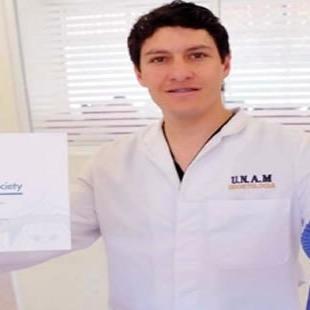 Médico cirujano egresado de la Facultad de Medicina de la @UNAM_MX de la generación 2008-2012