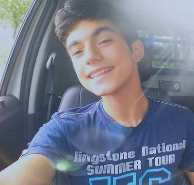 stevpizza's profile picture. Ergue essa cabeça, mete o pé e vai na fé ❤️✌️