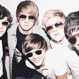 ✨✨✨I luv 1D!! Niall ate my bio #directionerforever #kevinthepigeon #cats #vashappenin
