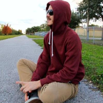 etatymmot's profile picture. Never odd or eveN