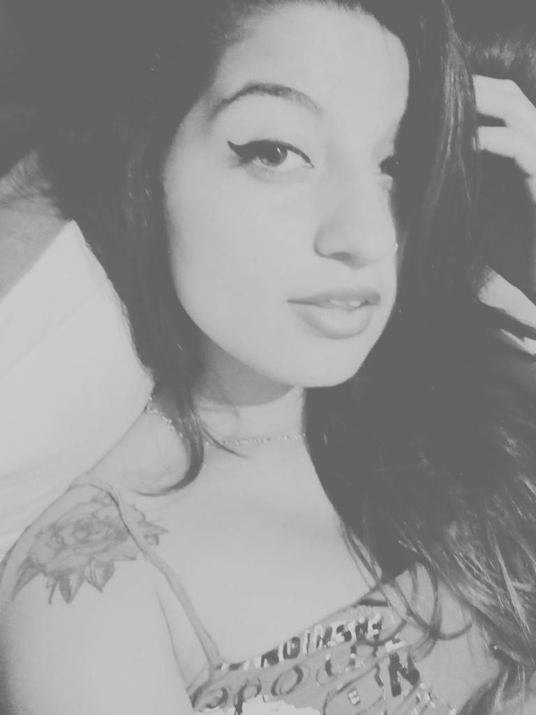 Eu sou do tamanho daquilo que sinto ☮