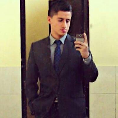 Lima - Perú
Estudiante de Derecho
Amante del fútbol
Alianza Lima
La buena Salsa
Dog Lover
