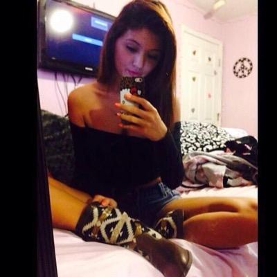 alejandropics5's profile picture. 