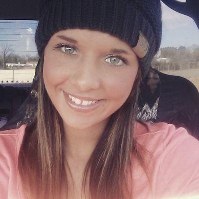 Jessica Lorraine Messick
 March 22nd is when i get older
 Green Eyed Gurl!
 Sordah Tall ;)
 Loves Sports
 horses
 shopping
 family
 friends
 god
 life
 :)