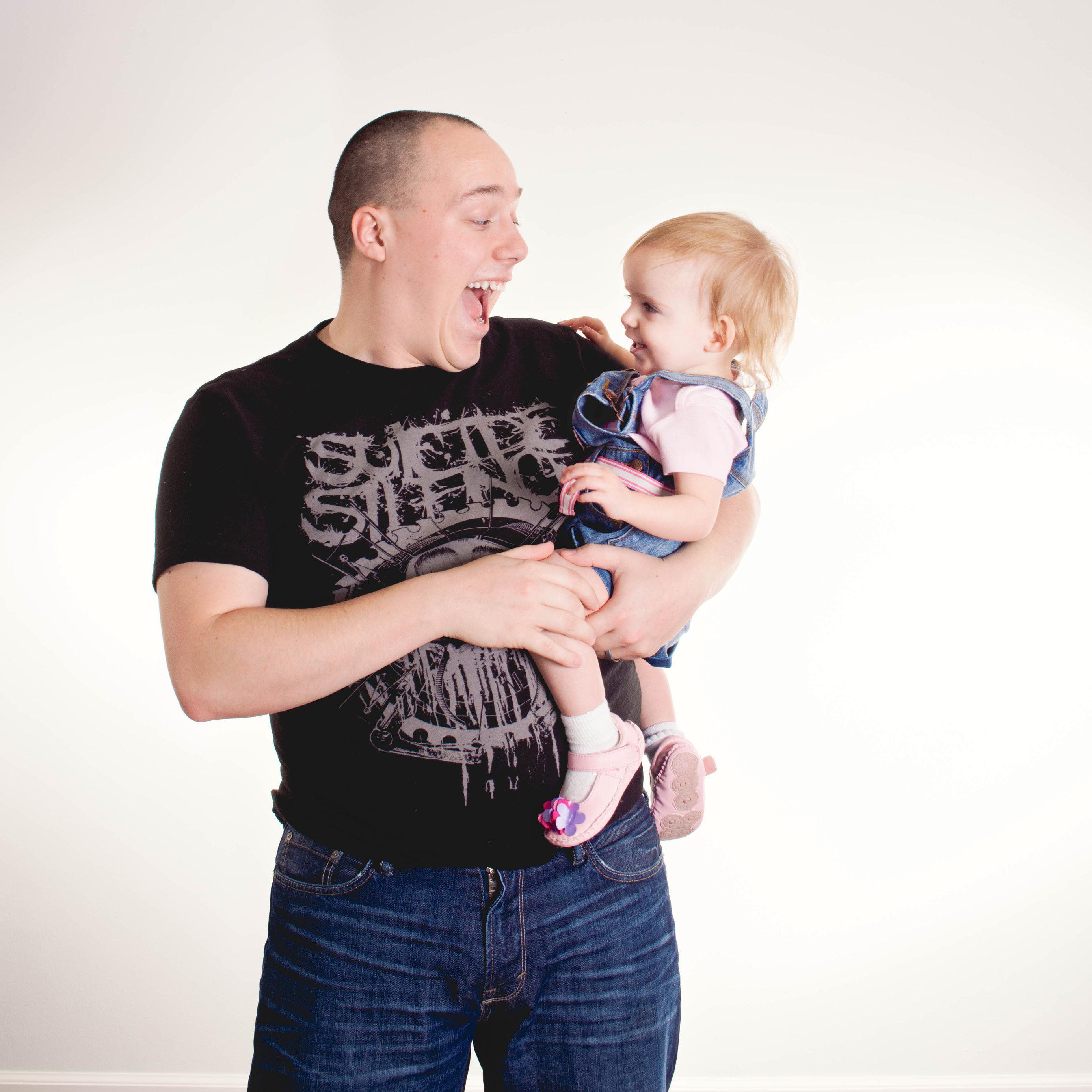 Husband, Father, Retired USArmy, Blogger, Gamer & Outdoorsy guy.  Winging my way through life!