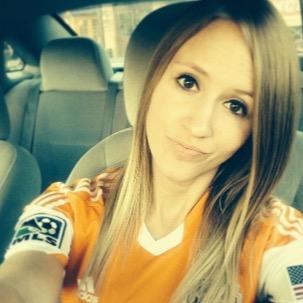 itsFangsFanBoy's profile picture. The Biggest FanBoy Of The Queen of FIFA\YouTube Content Creator (500,000 + subscribers). My Dream Is to Meet Her.