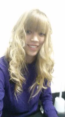 KatGeorge4's profile picture. Worshipper of Christ!
music is my passion ⛪