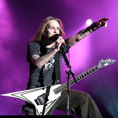 Eddie in Japan. Love HeavyMetal and HardRock. Playing the guitar is the best thing I do in my life:)