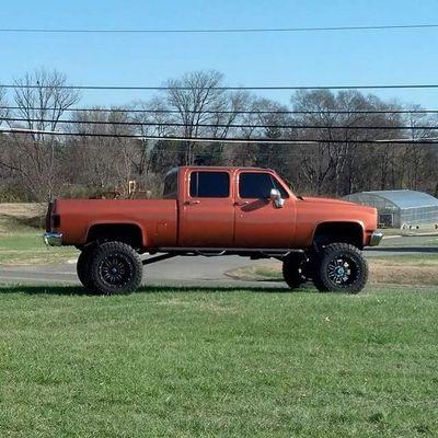 Rockys Tuff Trucks sells and Installs Custom Truck Accessories! Lift kits, wheels, Tires, Nerf Bars, Spray in Bed Liner, Bed Covers,AMSOIL...