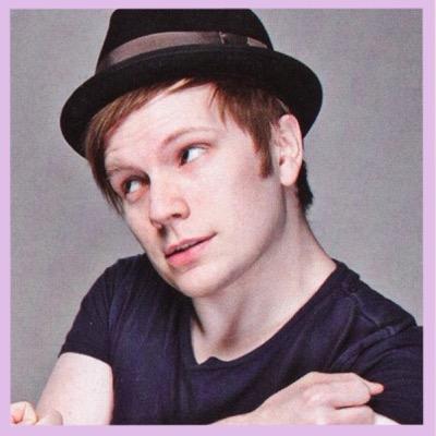 thankspeterick's profile picture. queer & ready to queer