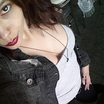 Apenas alguém que você não conhece, e não faz o mínimo esforço para conhecer.