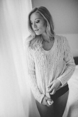 24 Hairstylist, vancity