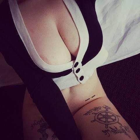 28, nutter, photographer,