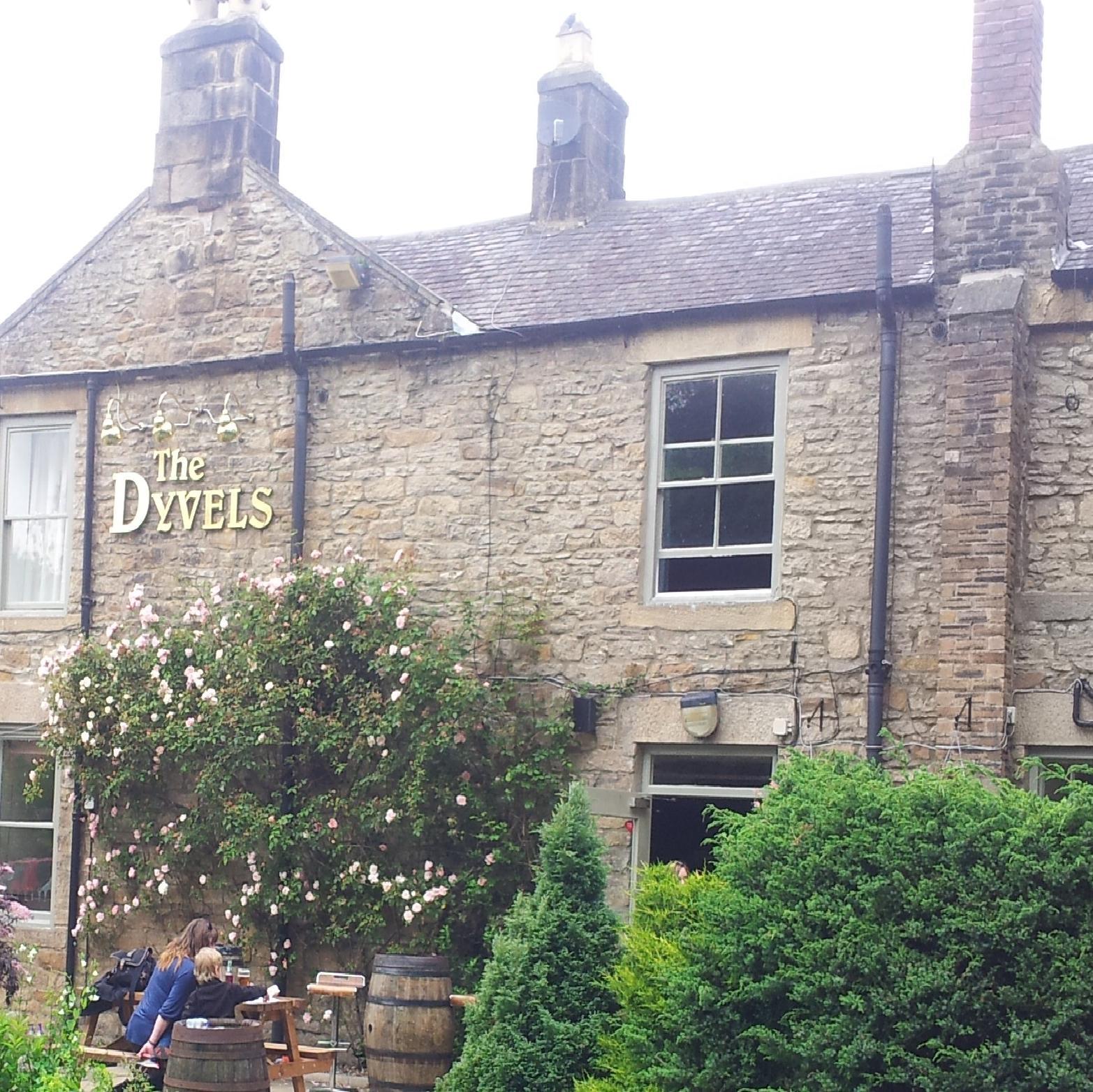 A small traditional country Inn, brimming with character. Large beer garden, five comfortable rooms, freshly cooked home made food and real ales.