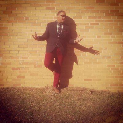 a man on a mission to become a wealthy guy while achieving as much as I can so that I will remembered when I'm gone
