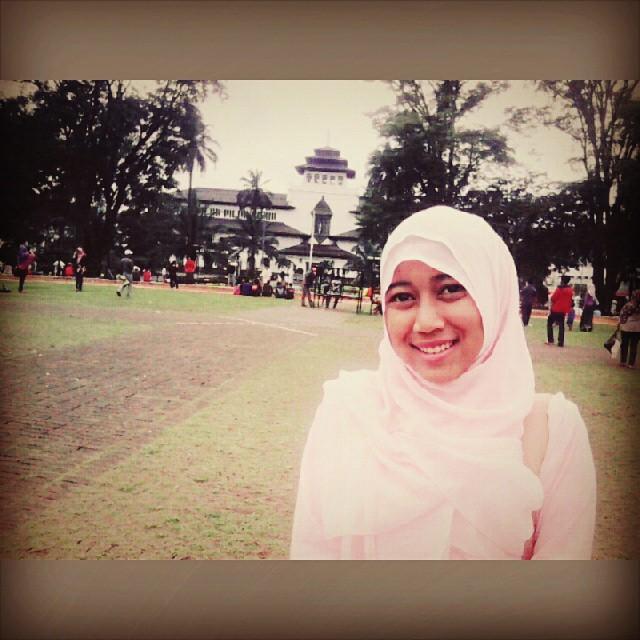 @PAKYUCLASS | bismillahirrohmanirohim Pendidikan  Fisika UIN SGD BDG| mamah apa deFadhil :-* | KPK (Komitmen Propesional Konsisten)