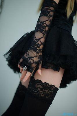 Area_patrolled's profile picture. Рассвет, жемчуг, олени, книги, луга, наперстянка, кружева, охота, замки, фонтаны, запястья, полумесяц, ваниль, скрипки, феи, лебеди, акценты, закат.