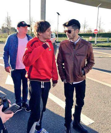 'Directioner are not fans, they are legends, and legends never die.'❤         Directioner⚓