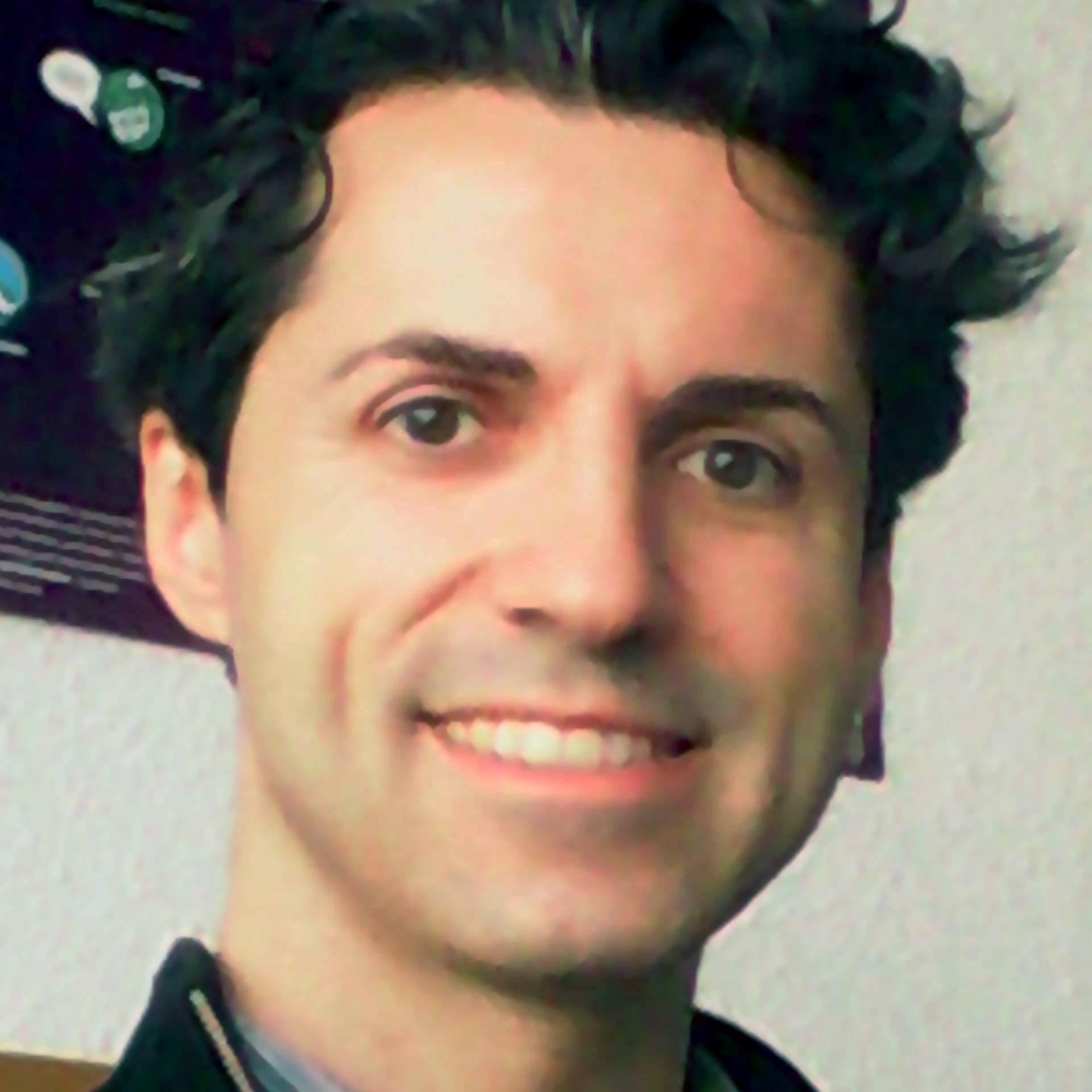 Tenured professor at Technical University of Madrid (@La_UPM)