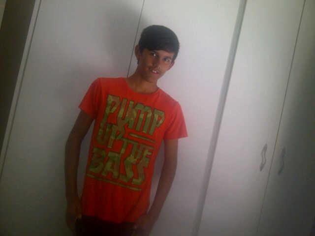 2702D0F0 bbm pin facebook keanu schroeder
