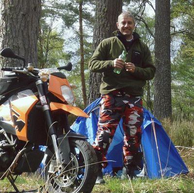 0fd47fc9673f4cd's profile picture. 