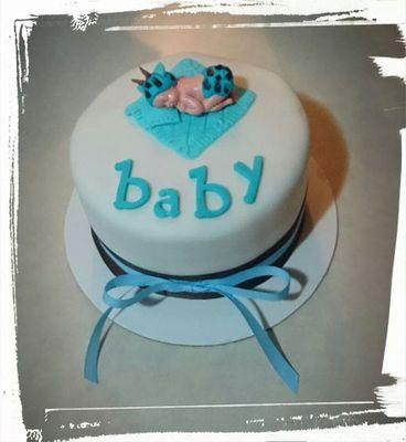 cakesbykirsten's profile picture. attended CBJC in1990 finshed the Baking trade in 1992,certified!
attended Clark College in 2012-2014 in Allison Dolders Cake Decorating class beg,inter,adv