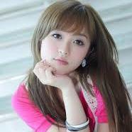 shintaaulia01's profile picture. 