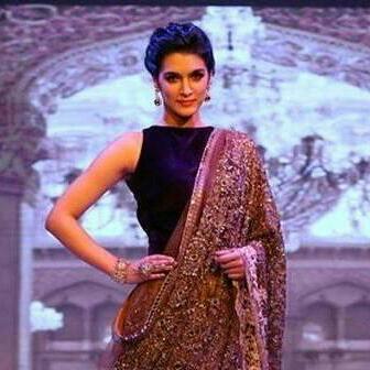 here you can get all the fact news of @kritisanon