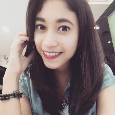 vya_anjani's profile picture. 