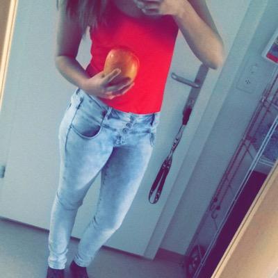 #Swiss girl#16'# Horseriding my passion#Instagram & Snapchat
