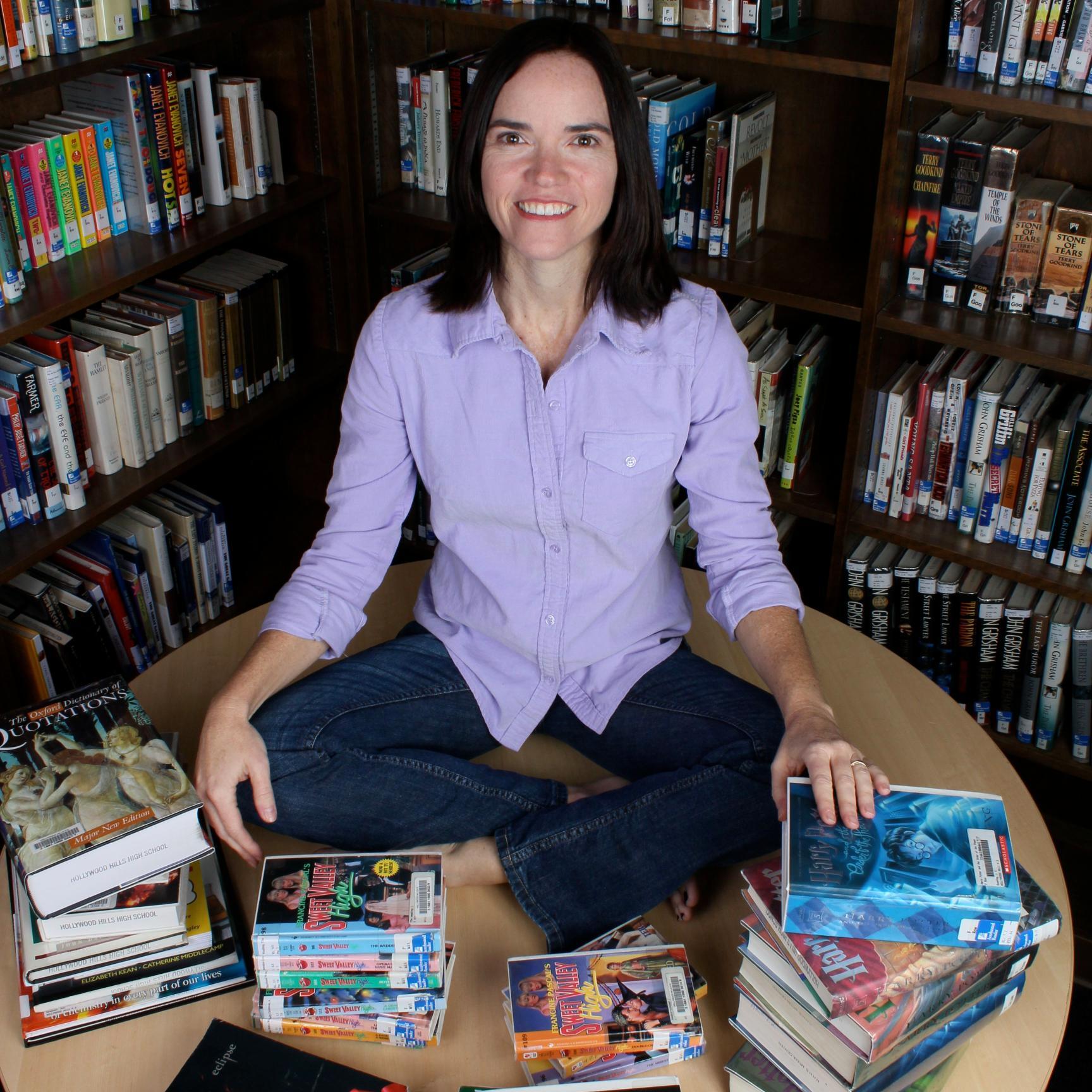 Educator🍎, Media Specialist, Technology Integrator, Literacy Advocate, Lover of Books, Promoter of Research, Chemistry Background, Girl Scout Volunteer