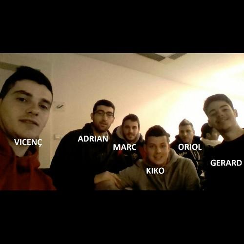 CaptainGA12mon's profile picture. Twitter oficial del grup 12A de #PEAFE a @Inefcbcn. Pots seguir  tots els tweets de l'assignatura  amb el hastag #proginefcbcn VENTE!