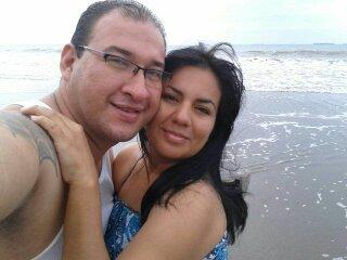 En Servicio a Jehova me siento más que vencedor,  porque si Dios esta conmigo... quien contra mi??
