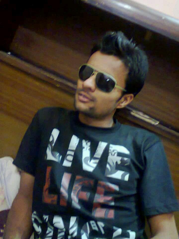 me_lusty's profile picture. 