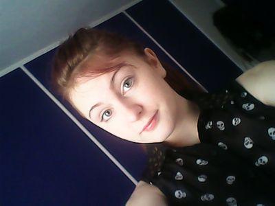 Im a crazy awesome fun loving internet obcesser and I am a adorable flirt. who is more than likely bipolar af