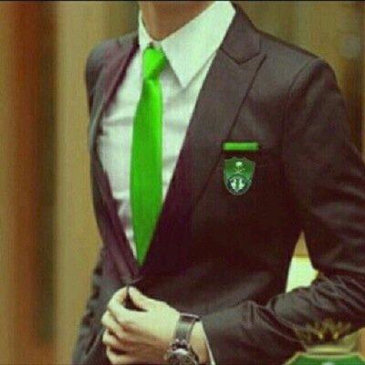 اثق ﺑنفسي وباخلاقي وبأسلوبي فمٱ دمٺ ٱﻣشي ﻣسٺقيم لايهمني ..ٱذٱ ظھرظلي[ للنٱس مائلا ] فالكل يرى الناس ﺑعين طبعه ..