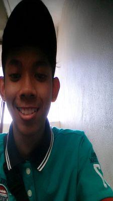 DeanMoonsterz's profile picture. Krikk Krikk *bunyi cengkerik -.- 
#Ingin mencari cinta sejati_^ Orang niy x sombong punn :)) id wechat : deansaje