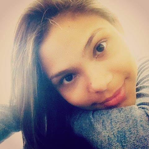 Comunicadora Social en proceso♥ Lo diferente y sencillo es lo mejor:$